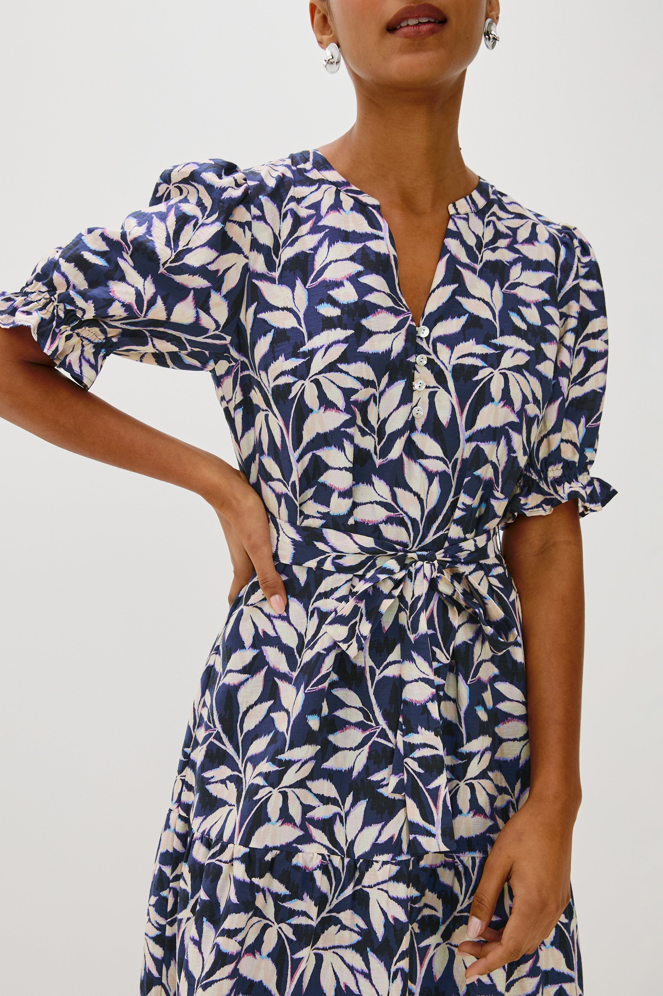 Robe ELIANA - Vignes bleu marine