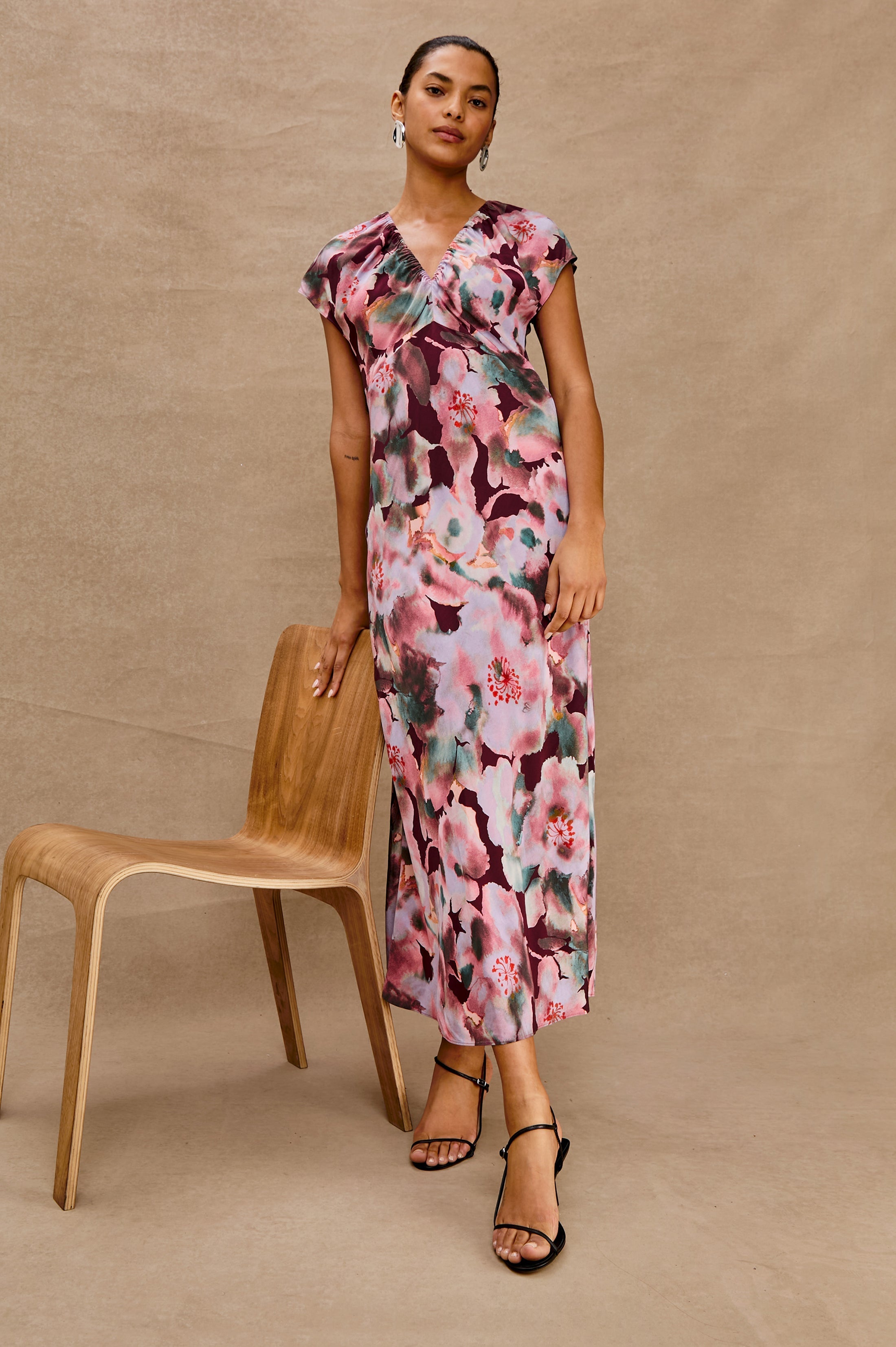 Robe KOURT - Verbena magenta
